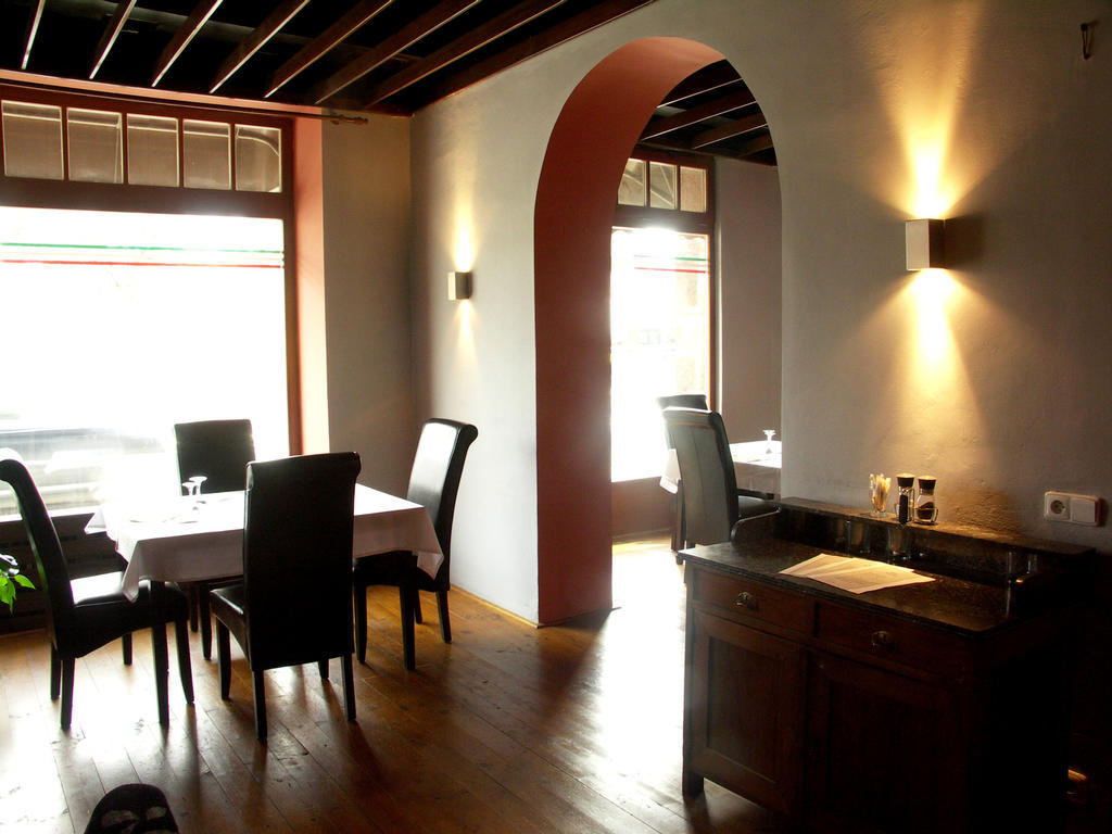 Hotel Saloon Zlin Ngoại thất bức ảnh
